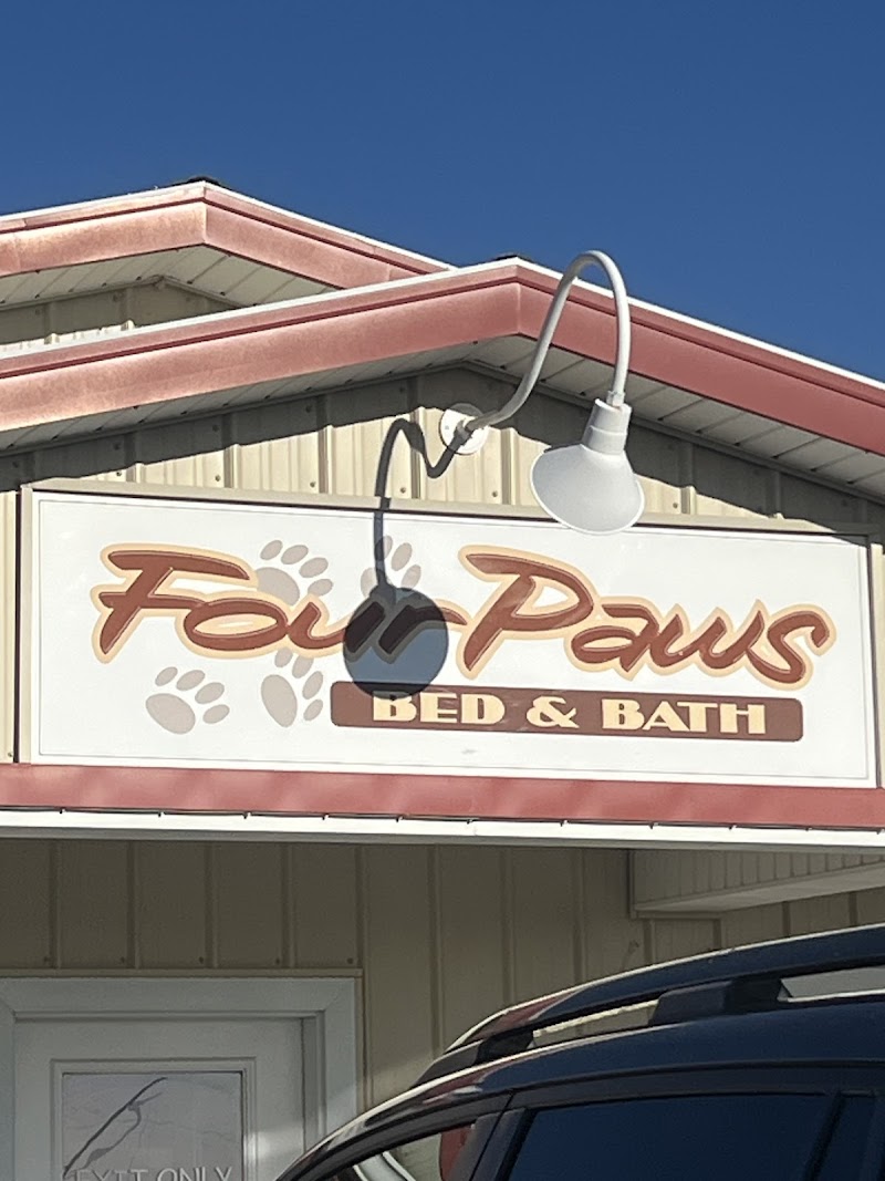 Four Paws Bed & Bath