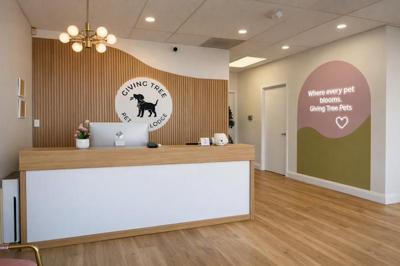 Giving Tree Pet Spa & Lodge