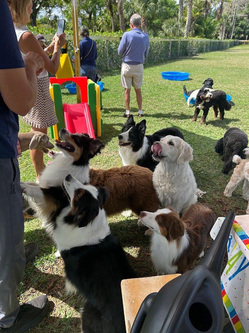 Hobe Sound Country Club Kennels