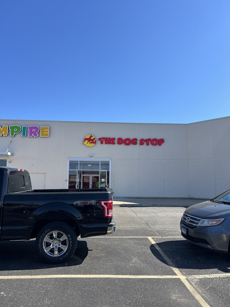 The Dog Stop - Mundelein