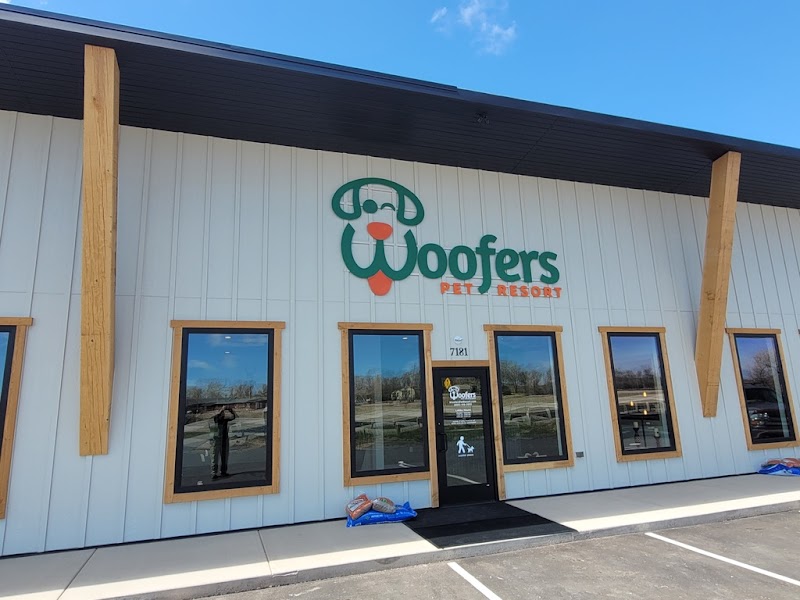 Woofers Pet Resort - Rapid City (Black Hawk)